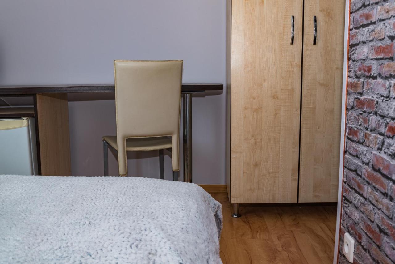 Na Fali Pokoje Goscinne Łeba Exteriör bild