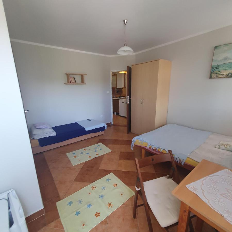 Na Fali Pokoje Goscinne Łeba Exteriör bild