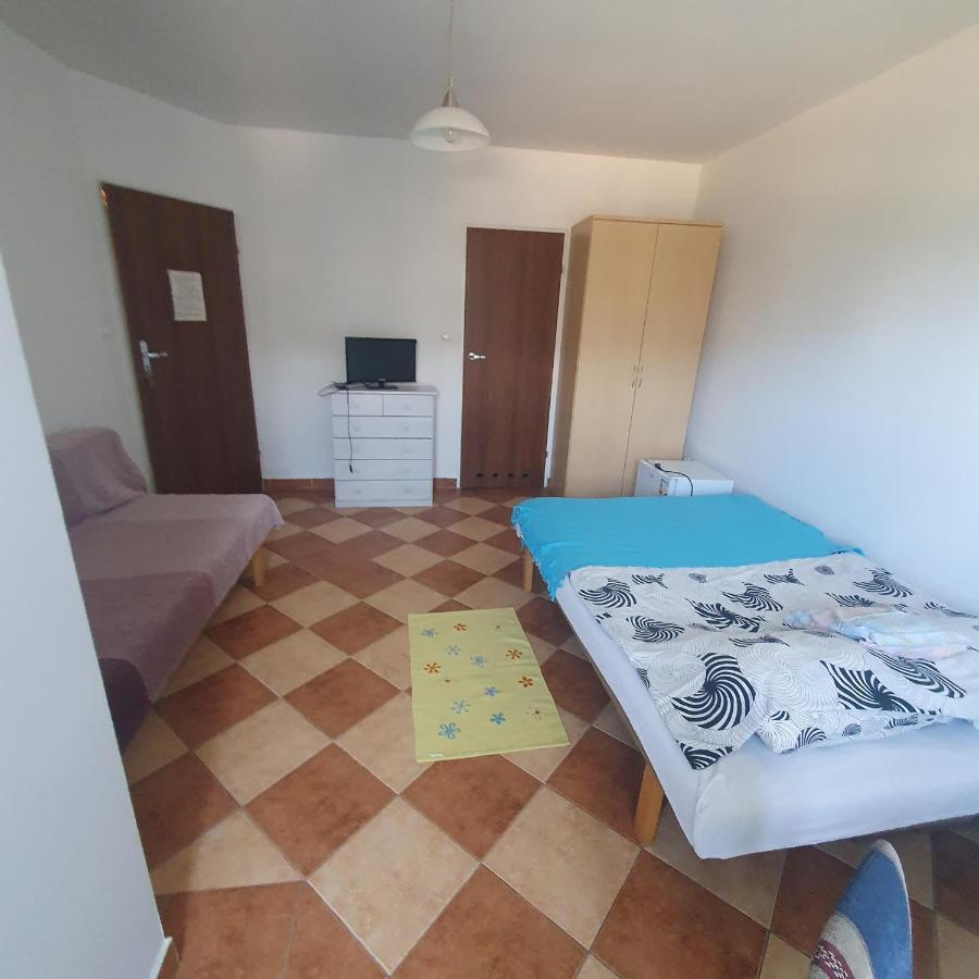 Na Fali Pokoje Goscinne Łeba Exteriör bild